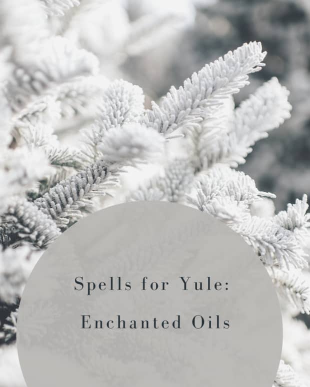 yule-spell-enchanted-oil-to-help-you-stick-to-your-goals