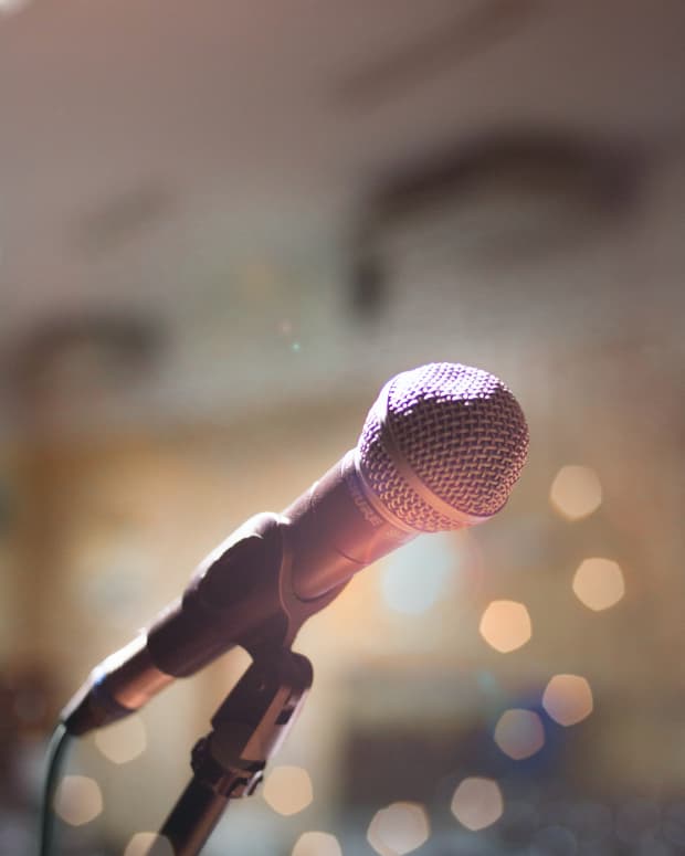 stand-up-comedy-5-tips-for-your-first-open-mic