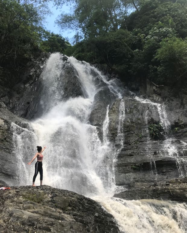 maluan-es-falls-in-the-philippines