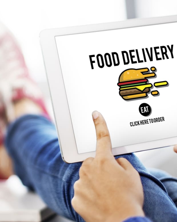 digital-food-delivery-applications-how-it-is-contributing-in-the-deterioration-of-our-health