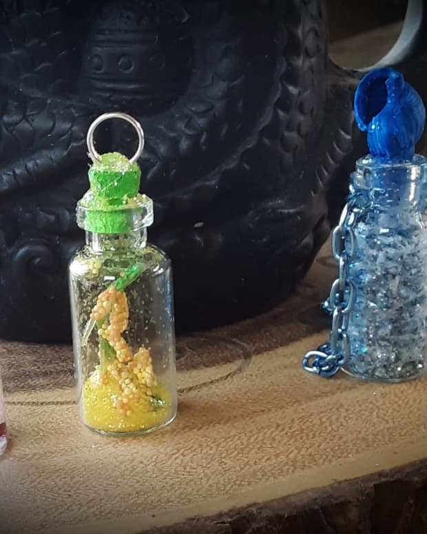 bottle-charms