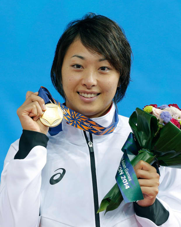 satomi-suzuki-breaststroke-swimmer-from-japan-who-has-also-had-success-internationally