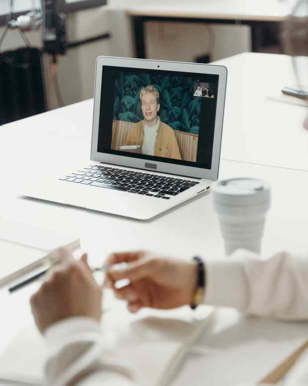 how-to-have-the-perfect-zoom-date