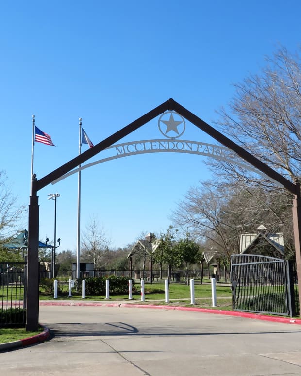 mcclendon-park-in-houston-exercise-play-and-learn