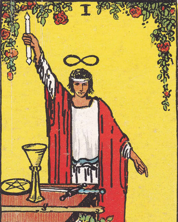 how-to-interpret-the-magician-card-in-tarot