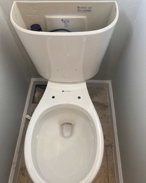 Installing a New Toilet One Woman's Adventures in Plumbing Dengarden