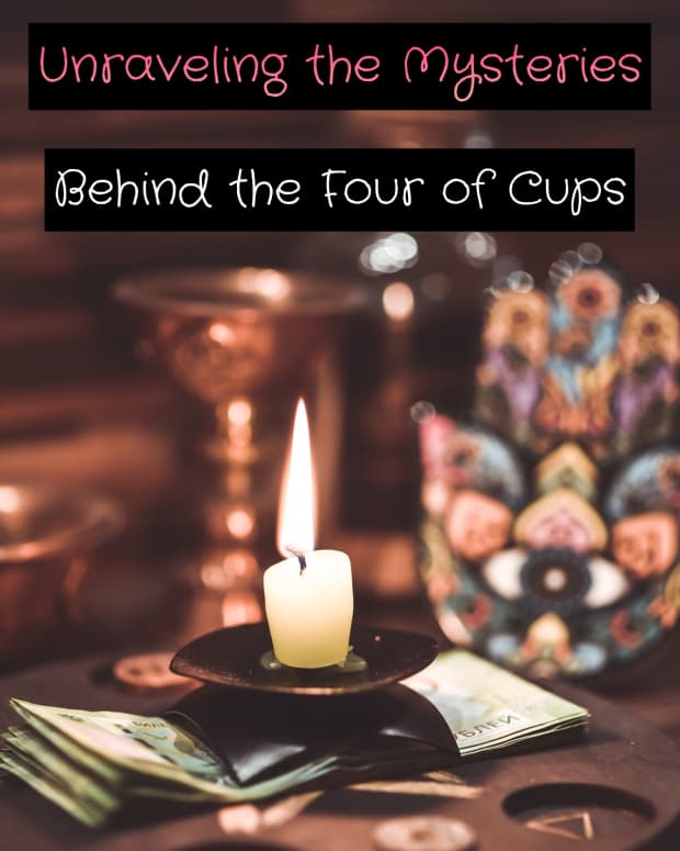 the-four-of-cups-in-tarot-and-how-to-read-it