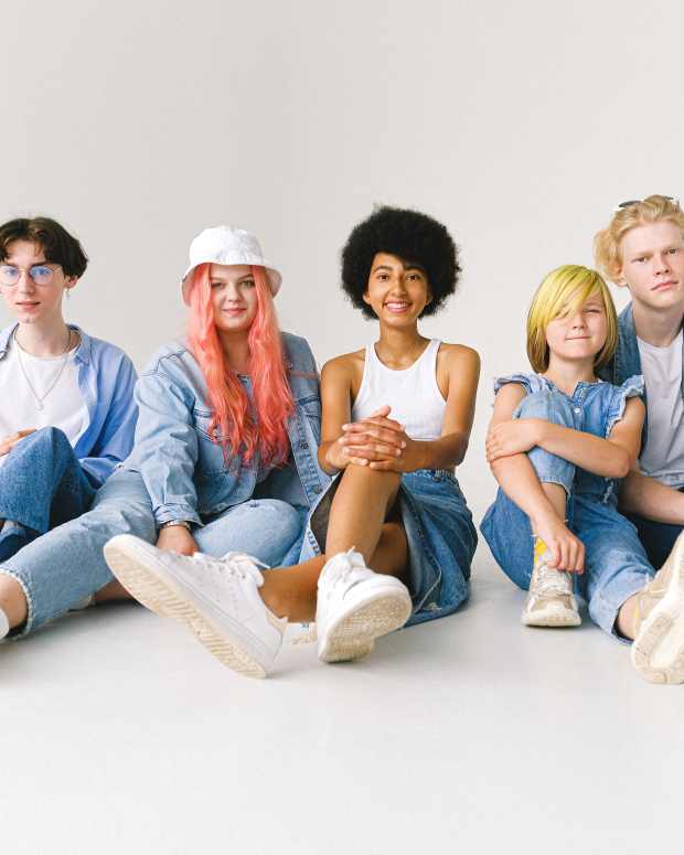 does-puberty-mark-the-beginning-of-adolescence