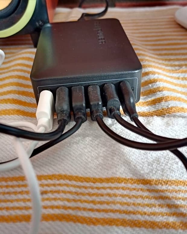 review-of-the-ravpower-60-watt-multiport-charger