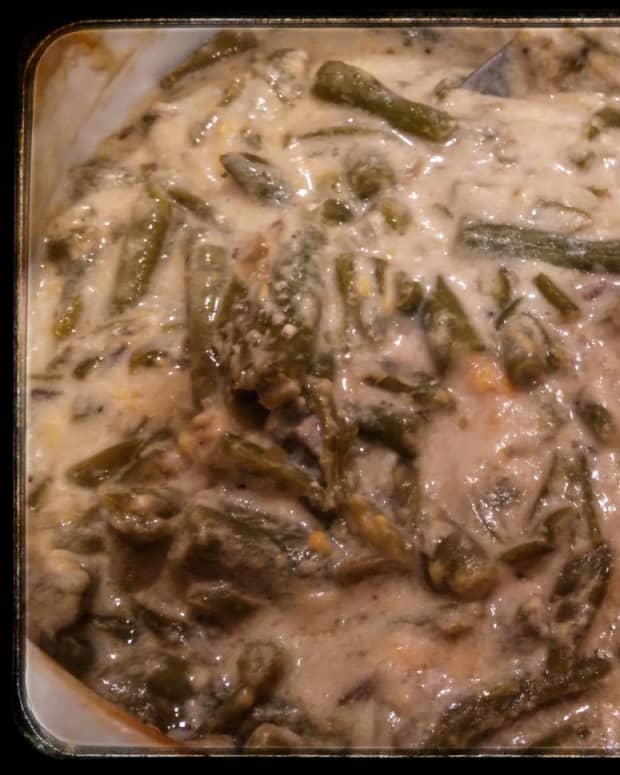 classic-green-bean-casserole-with-cheese