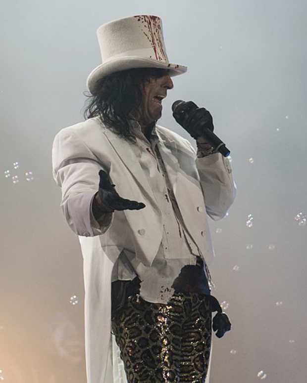 how-to-throw-an-alice-cooper-party