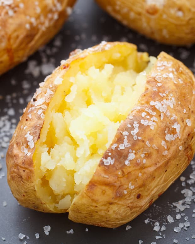 Mom's Easy Baked Potato Shortcut Is the Ultimate Time-Saver ...