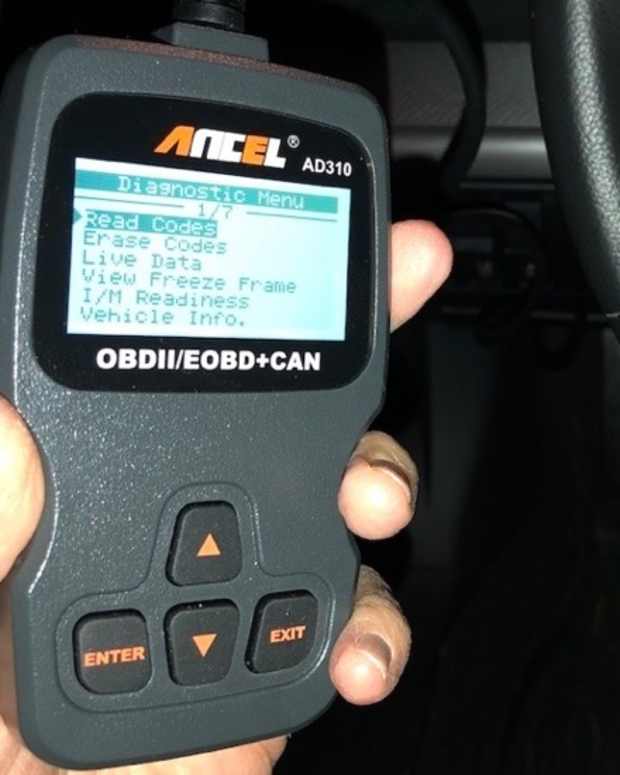 How to Get Rid of the "Check Engine" Light 4 Techniques AxleAddict