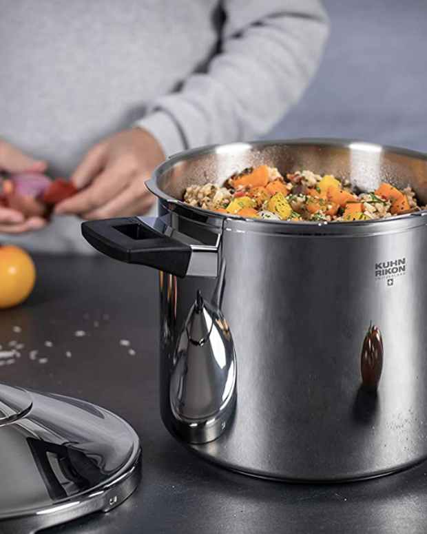 Advantages and Disadvantages of Slow Cookers Delishably