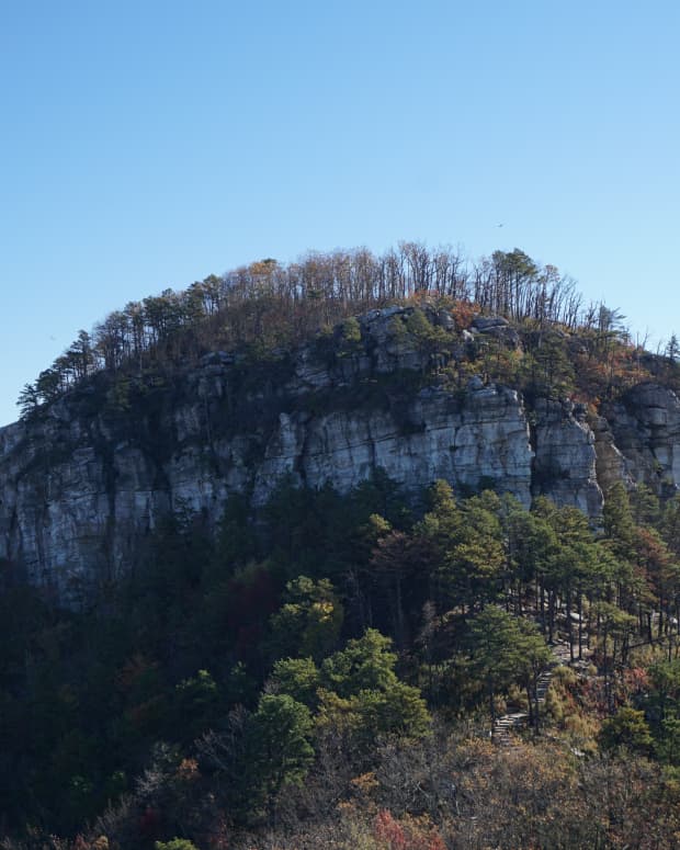 pilot-mountain-nc-pilot-mountain-state-park-pilot-mountain-pinnacle-nc-hiking-at-pilot-mountain-nc