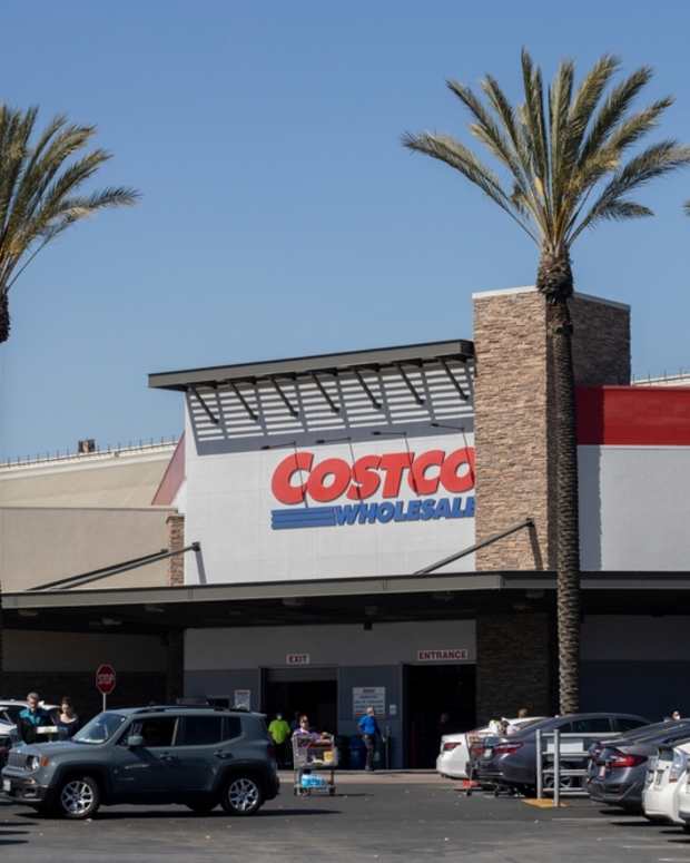 Mom's Brilliant Costco Muffin Hack Is Such a BudgetSaver Delishably News