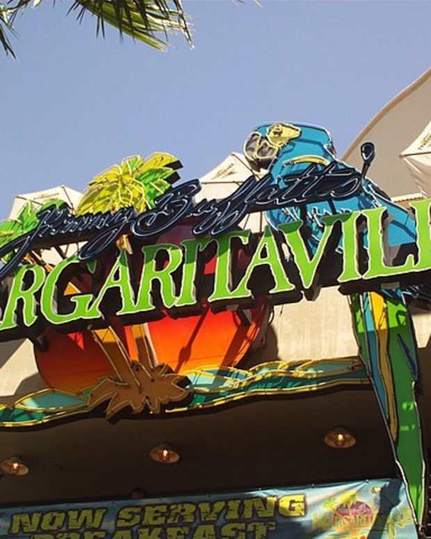 Top 10 Best and Worst Karaoke Songs to Sing Spinditty