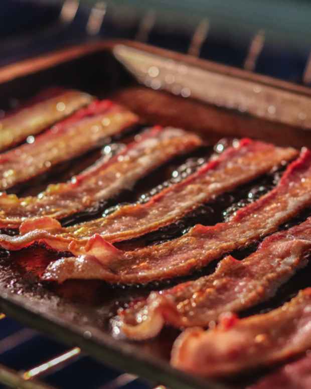 MessFree Hack for Making Crispy Bacon Is a Total Can'tMiss