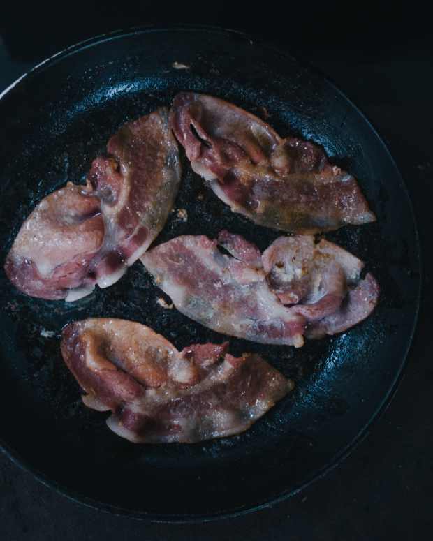 Grandma's Viral Hack for Saving Bacon Grease Is a True GameChanger