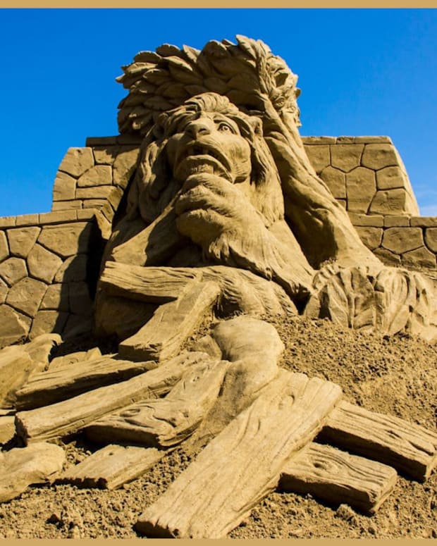 sun-sand-and-sculptures-the-beaches-of-port-aransas-texas