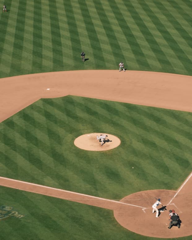 When Women Ruled Baseball: The AAGPBL - HowTheyPlay