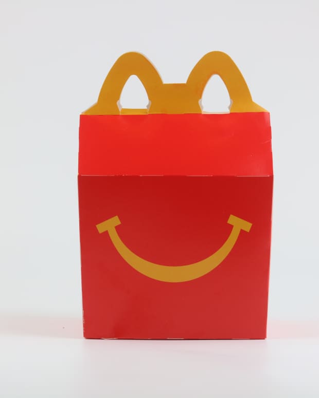 Urgent warning for parents over McDonald's Happy Meals after moms 'find  deadly item' instead of toy in the box