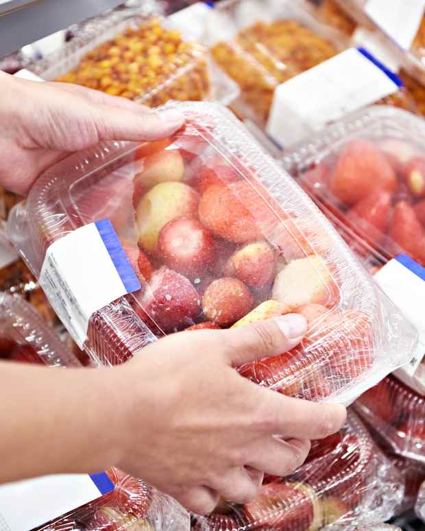 Frozen Fruit Recalled in Multiple States Due to Possible Listeria