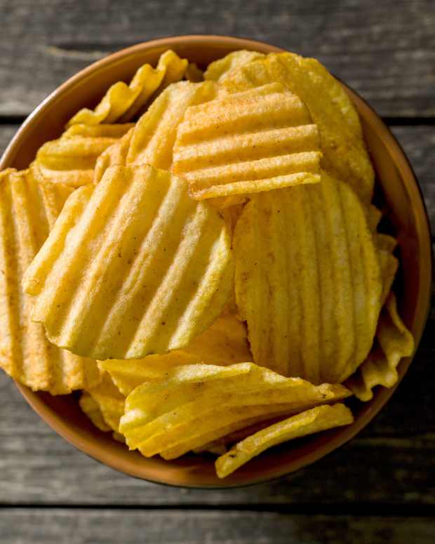 Woman’s Genius Potato Chip Bag Hack Is Absolutely LifeChanging