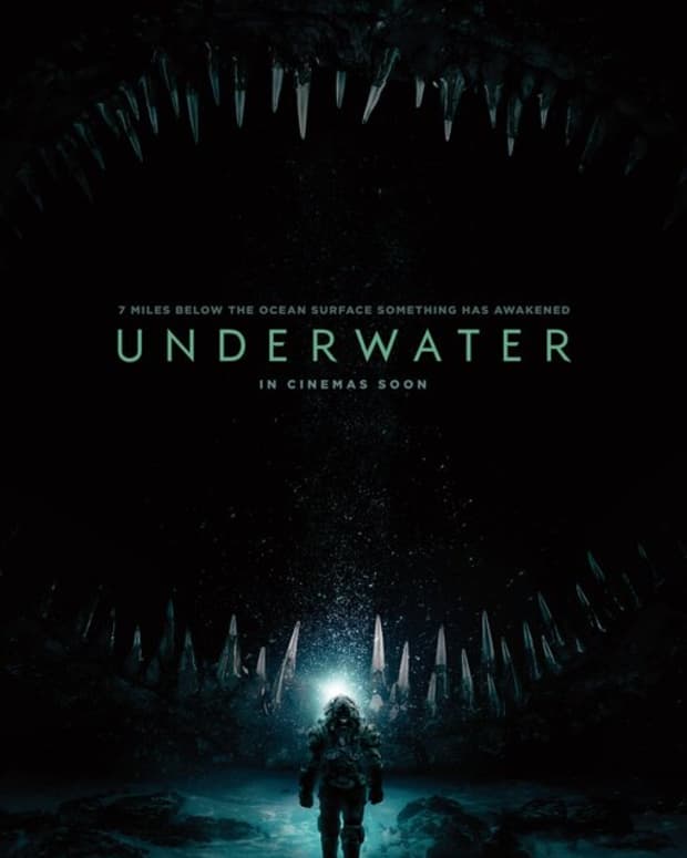 underwater-2020-movie-review