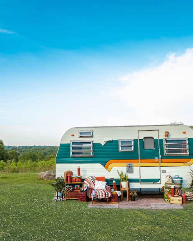 How to Save on RV Camping Costs (12 MoneySaving Tips) AxleAddict