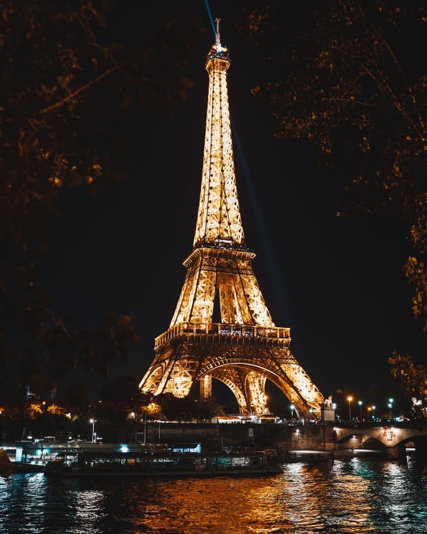 the-eiffel-tower-fun-facts-and-fantastic-virtual-tour
