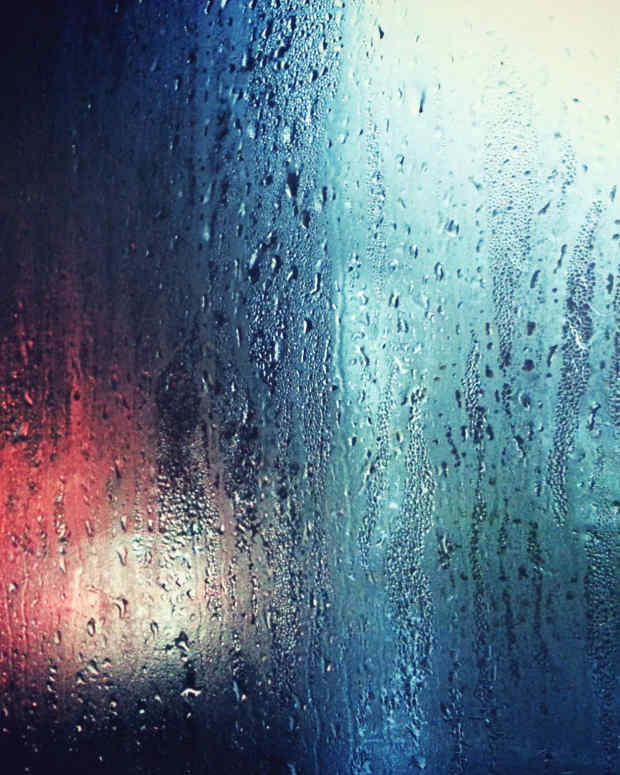 How to Reduce Moisture and Prevent Dampness in Your RV AxleAddict