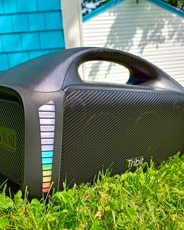 review-of-the-tribit-stormbox-blast-portable-bluetooth-speaker