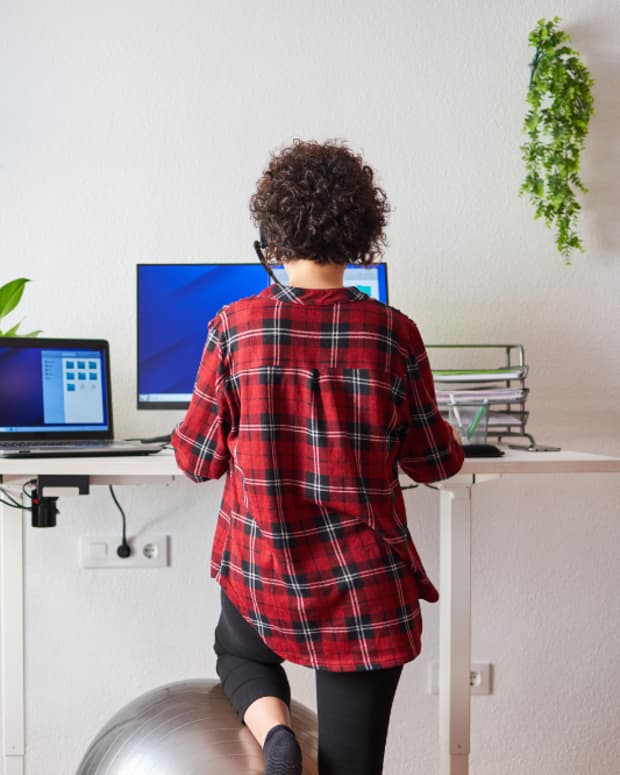 the-best-standing-desks-to-buy-top-3-picks-for-your-home-office
