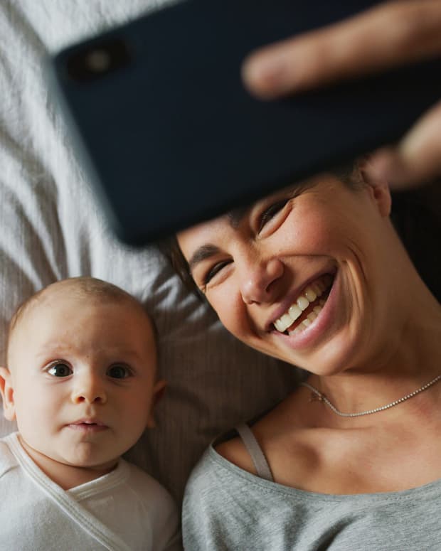 mom and baby doing facetime