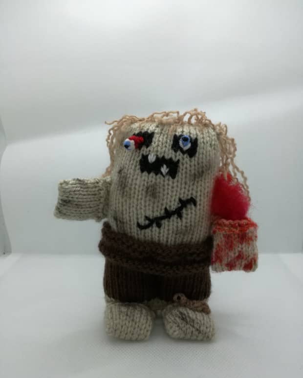 knitted-zombie-doll-with-pattern