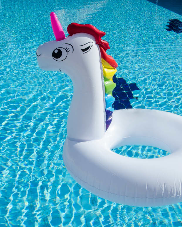 Unicorn float in a pool