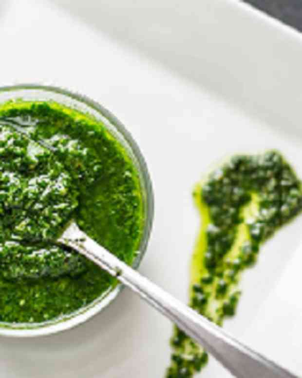 Easy 5Minute Green Onion and Sunflower Seed Pesto Sauce Recipe