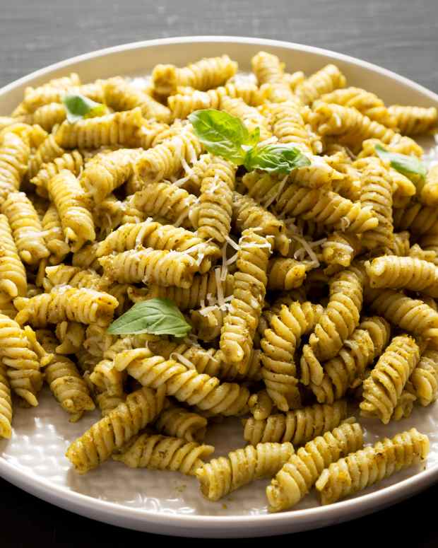 Stunning Recipe for 'Rigatoni Pasta Pie' Is Guaranteed to Impress Delishably News