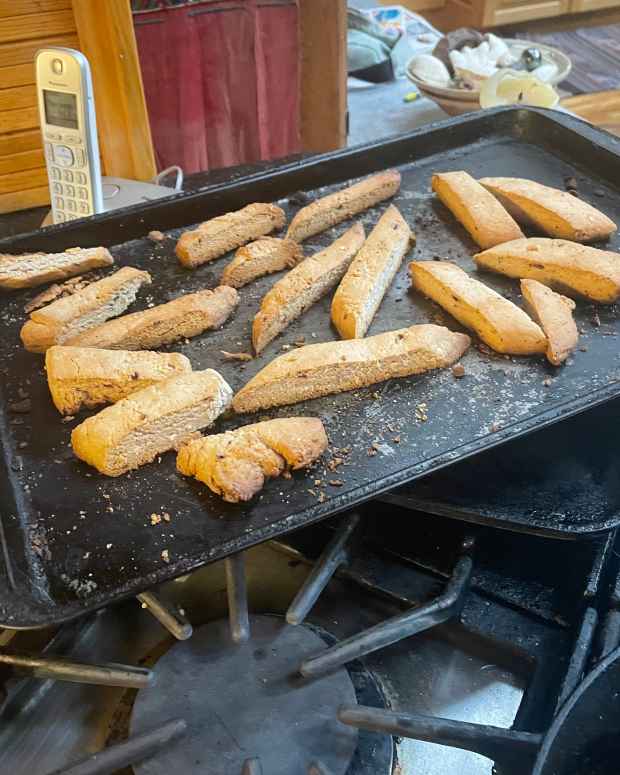 fragrant-cherry-biscotti-with-coconut-recipe