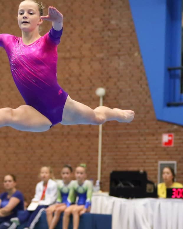 What Is Power Tumbling? How Is It Different From Gymnastics? – Fbsport