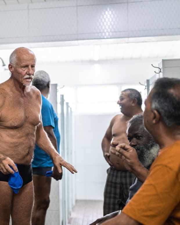 Gym Swimming Pool Etiquette (8 Rules Everyone Should Follow) CalorieBee