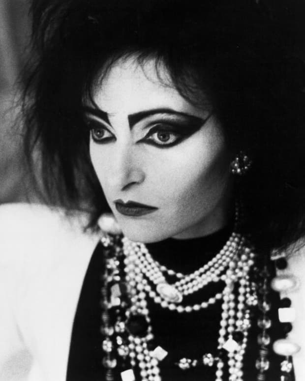 how-do-i-become-a-goth