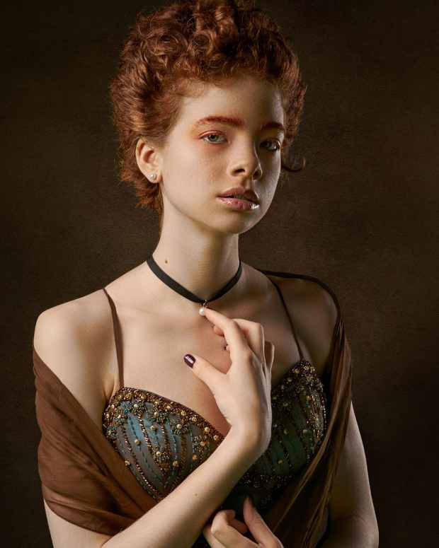 a-short-history-of-the-choker