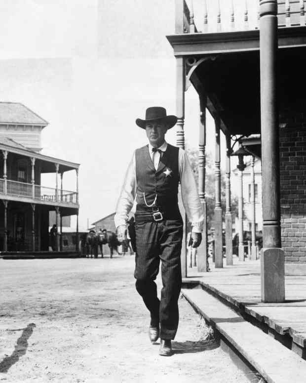 classic-western-film-review-christian-perspective-1952-high-noon