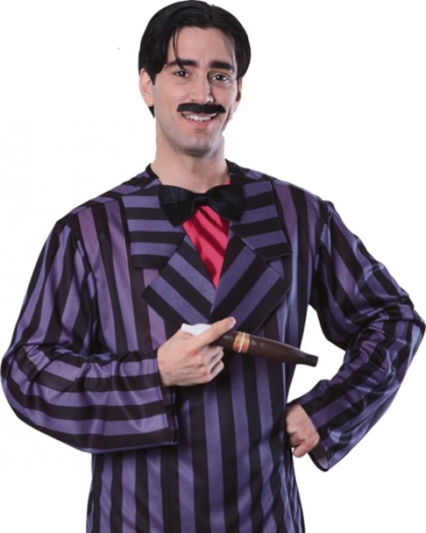 costumes start with g