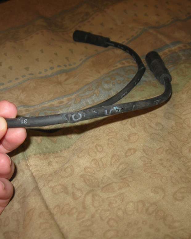 How to Change the Spark Plugs in Your 20042008 Toyota Sienna