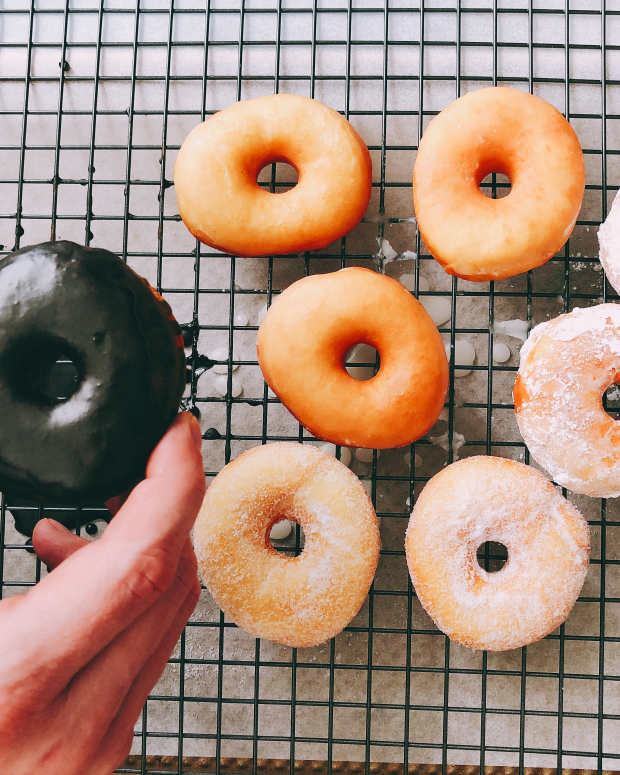 Recipe Fresh, Homemade Baked Donuts Using a Bella/Sensio Mini Donut