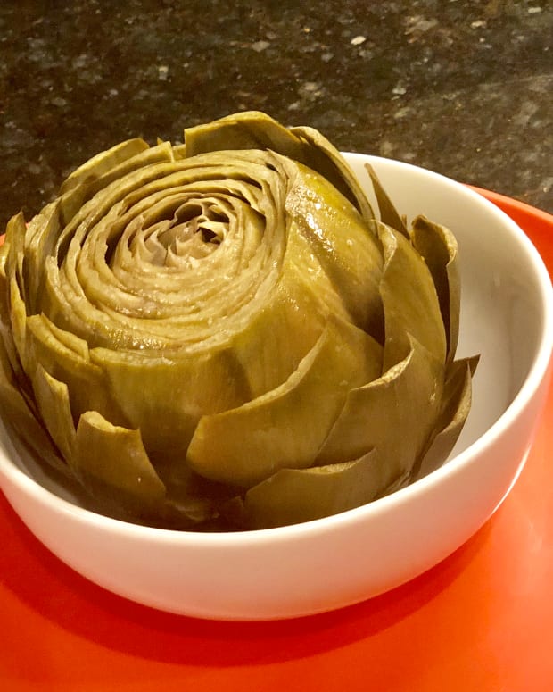 How to Make Steamed Stuffed Artichokes - Delishably - Food and Drink