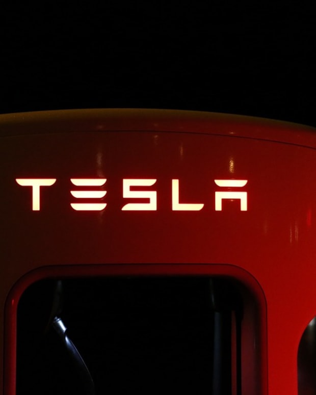 Tesla-motors-incs-companyithational-performance-snalysis